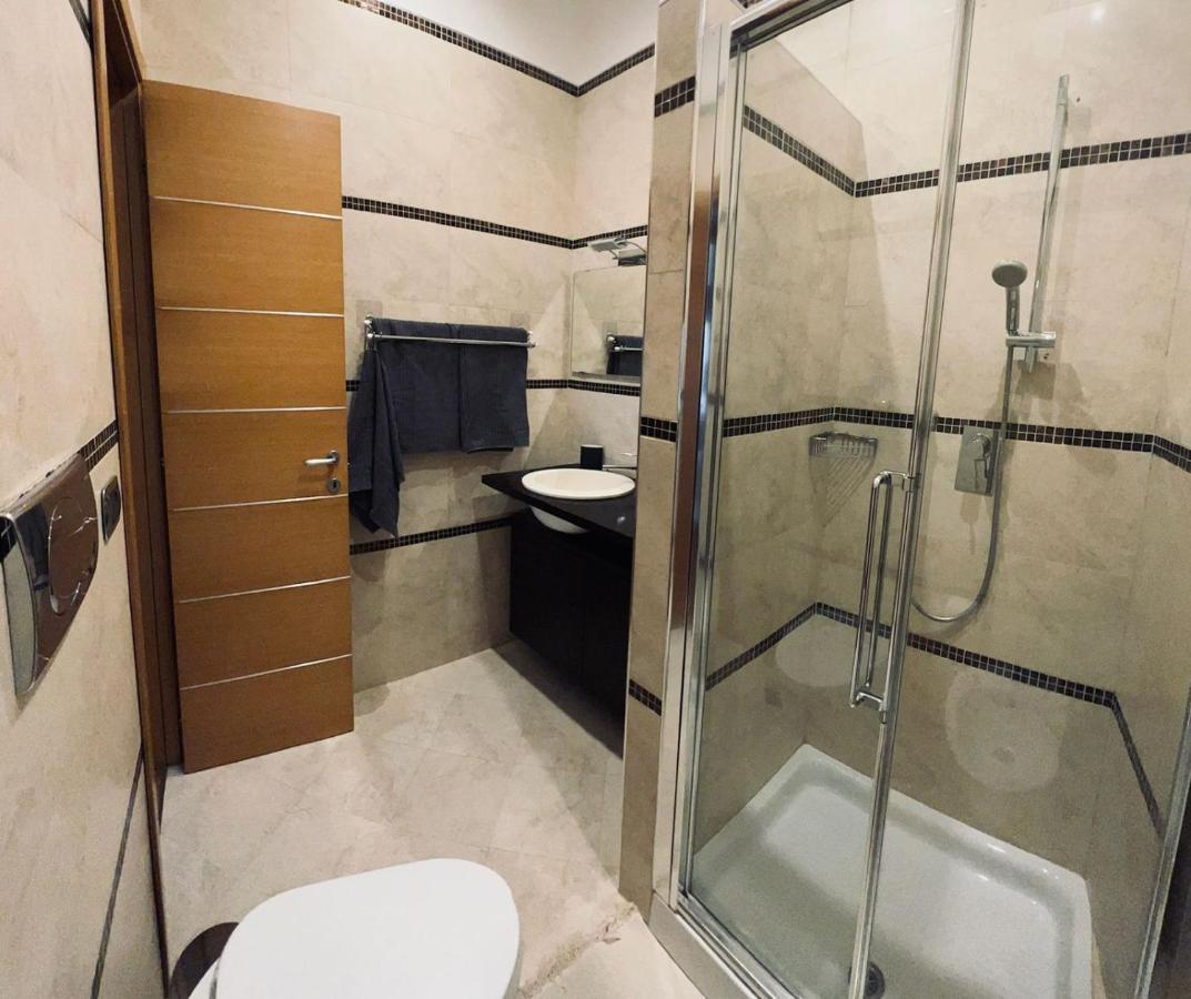 Best Stay - Bari Centrale Buitenkant foto